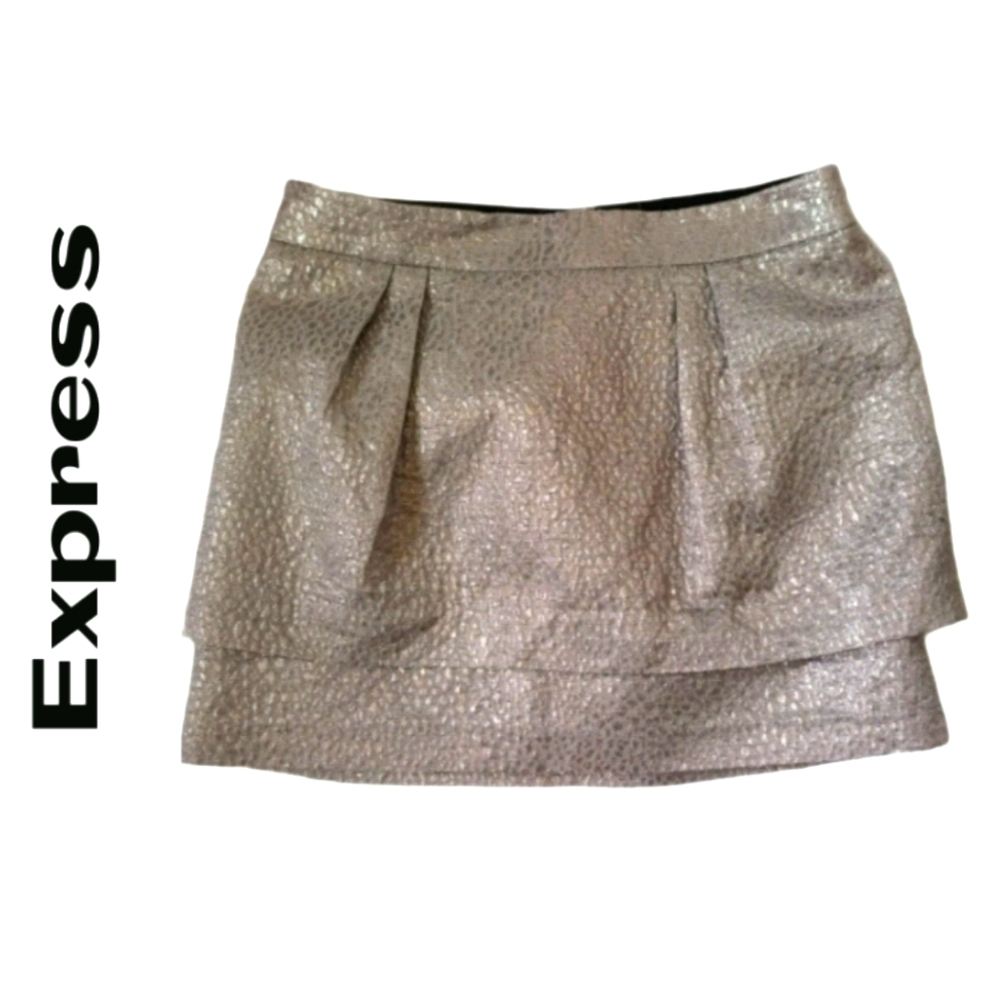Express Metallic Textured Mini Skirt - Silver